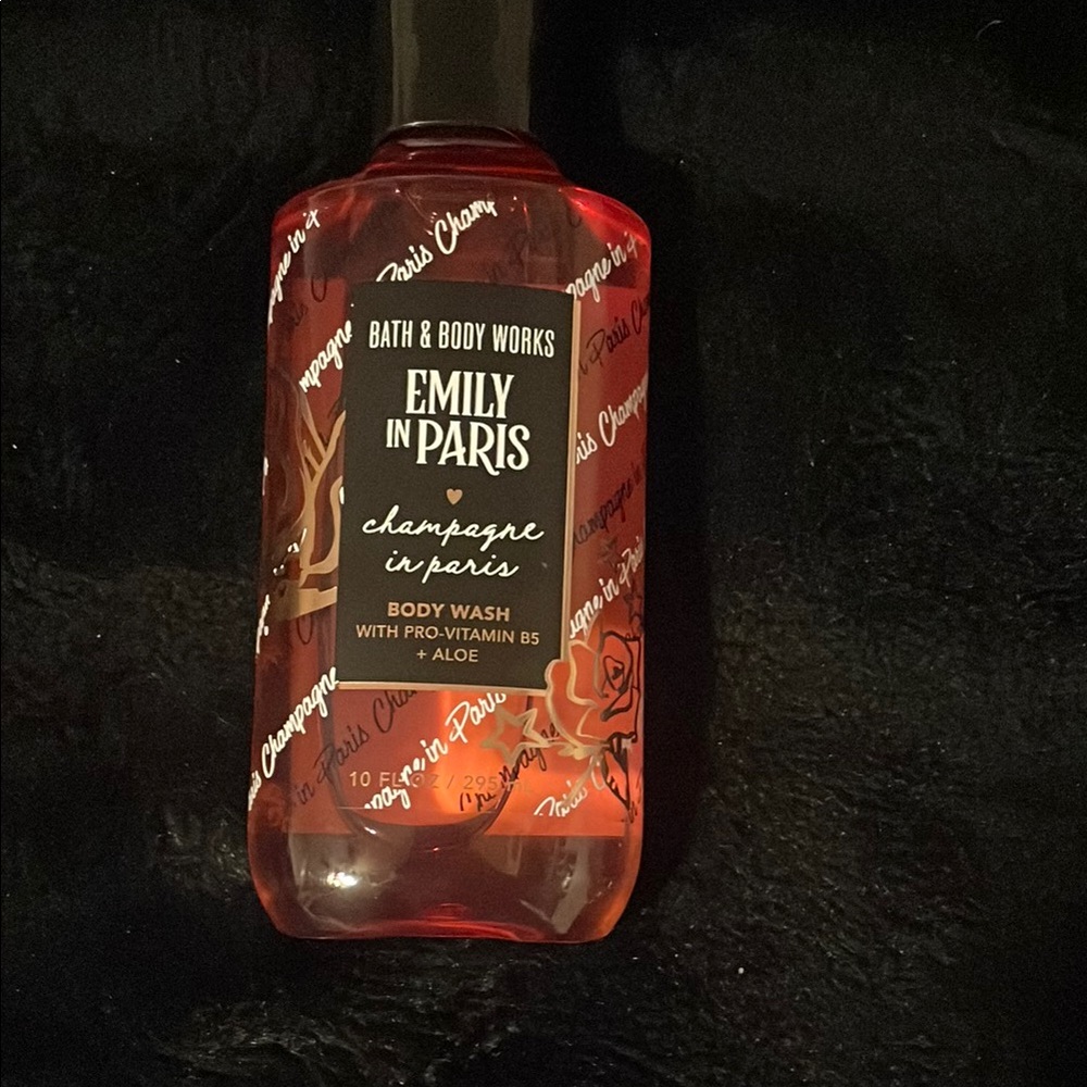 Bath & Body Works Red Body Wash